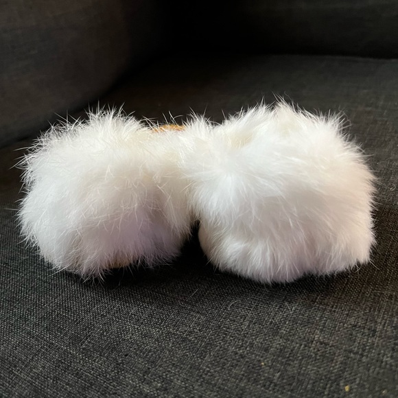 Native moccasins - Picture 2 of 5